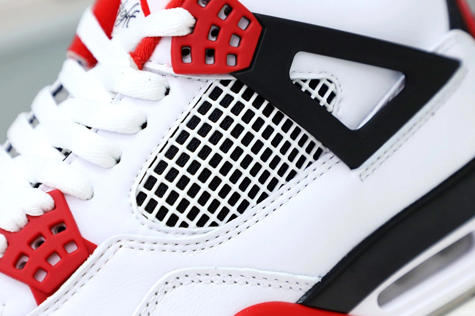 RED' 2012 RETRO JORDAN AIR 4 'FIRE 1030